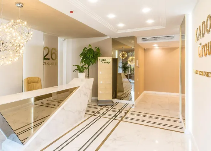 в аркадии в стиле лофт с большой лоджией прекрасным видом на море и город!