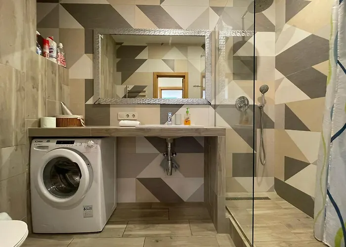 Apartman в аркадии в стиле лофт с большой лоджией прекрасным видом на море и город! Odessza