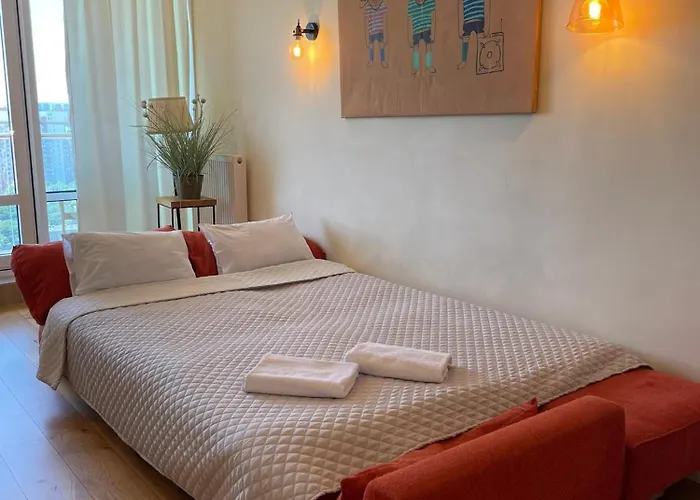 Apartman в аркадии в стиле лофт с большой лоджией прекрасным видом на море и город! Odessza