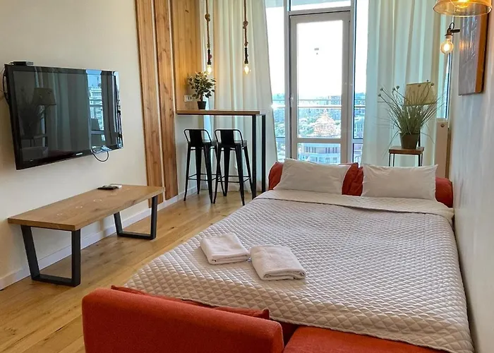 в аркадии в стиле лофт с большой лоджией прекрасным видом на море и город! *