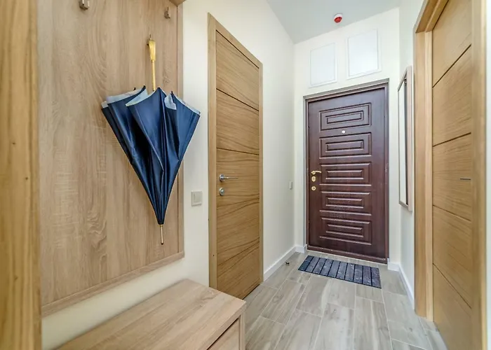 в аркадии в стиле лофт с большой лоджией прекрасным видом на море и город! Odessza