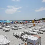 в аркадии в стиле лофт с большим балконом и прекрасным видом на море и город! Odessza